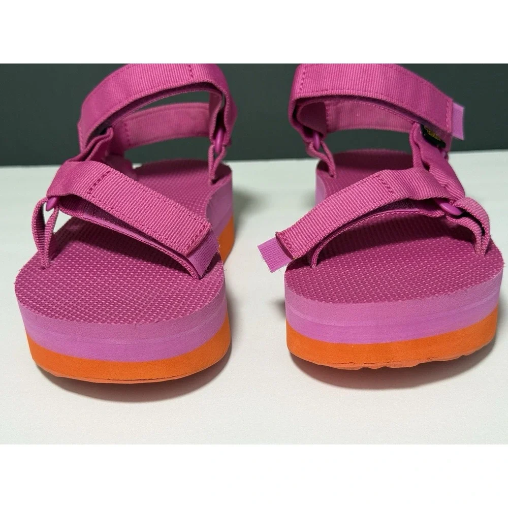 Teva Platform Universal Flatform Sandals Women's Size 6 US Pink /Orange 1008844